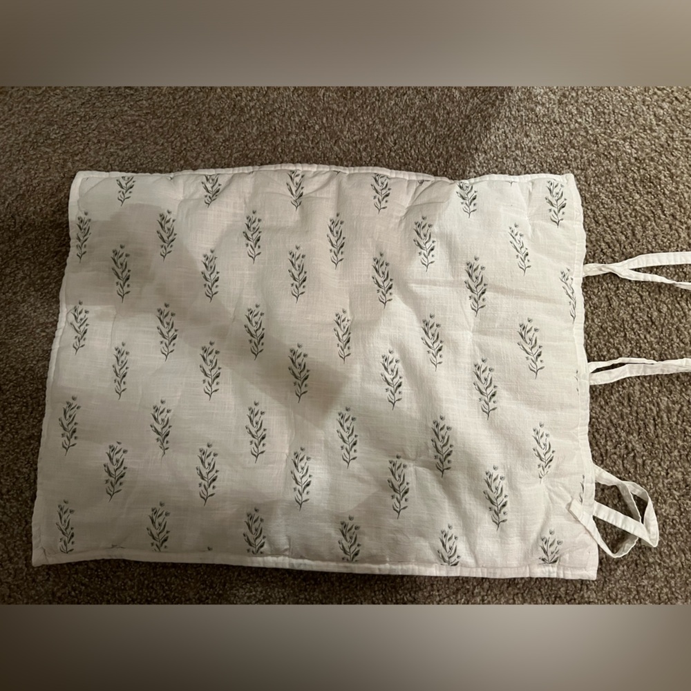 White and Green Pillow Sham